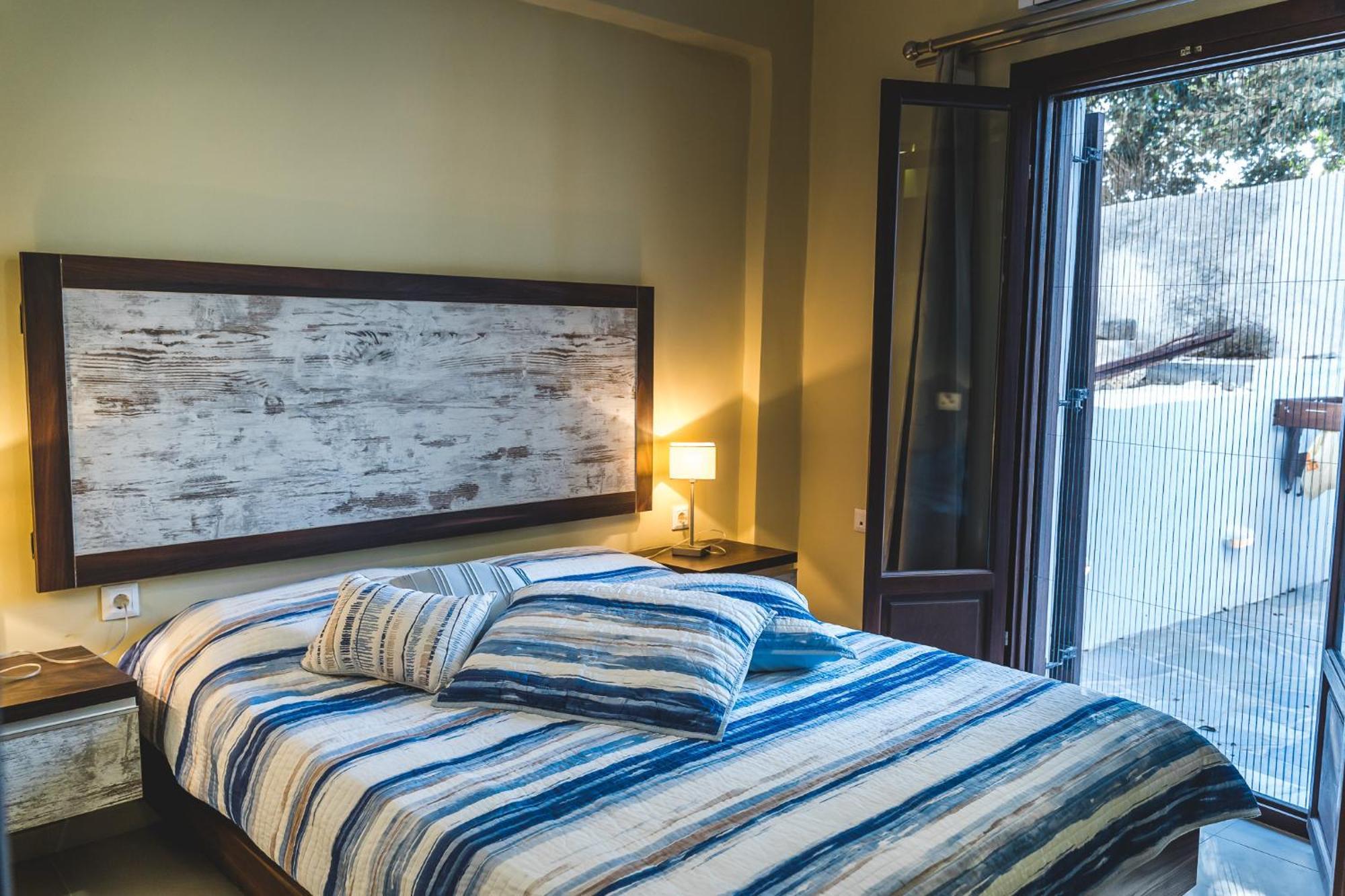 Theoxenia Kasos Luxury Apartments Panagia  Dış mekan fotoğraf