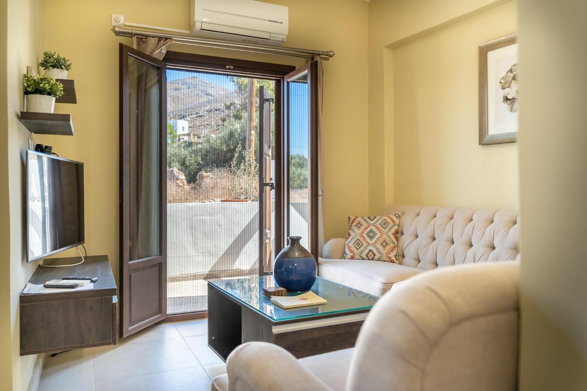 Theoxenia Kasos Luxury Apartments Panagia  Dış mekan fotoğraf